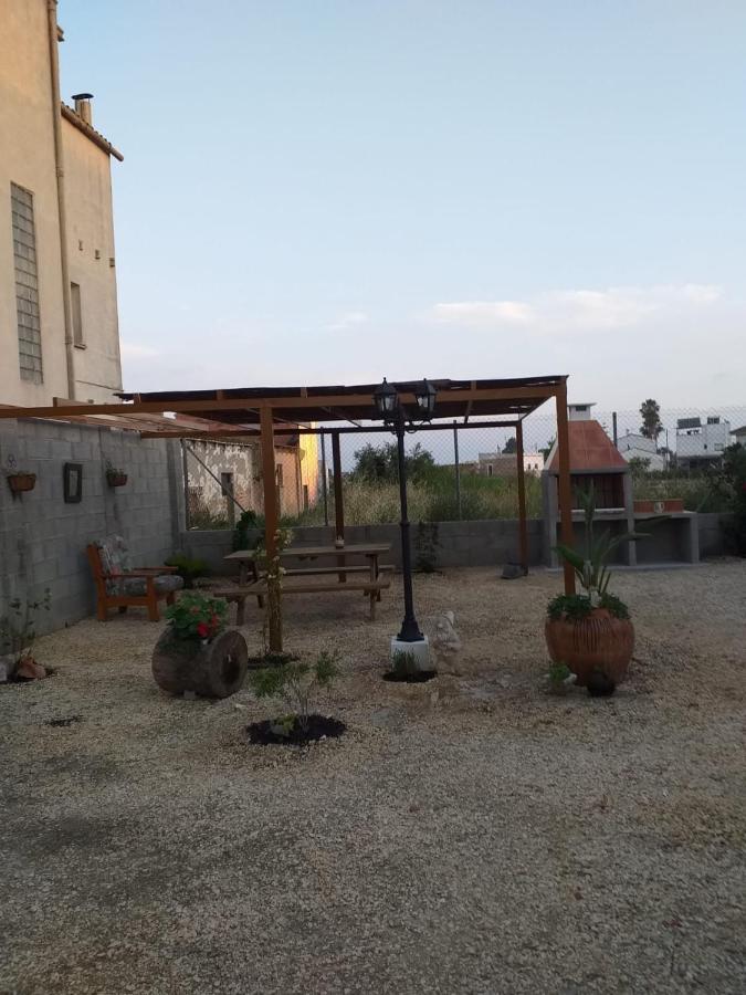 Caseta Del Delta De L'Ebre Sant Jaume d'Enveja Exteriör bild